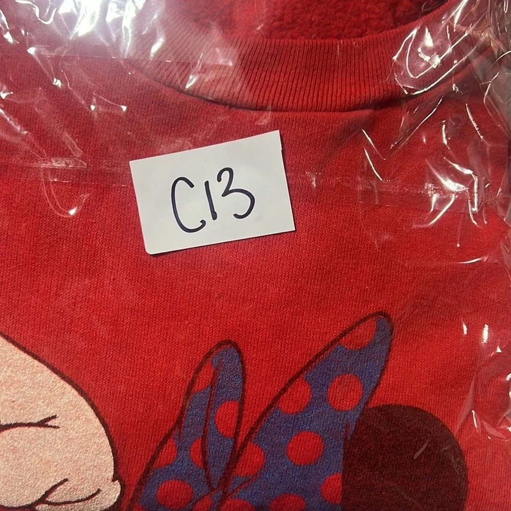 Vintage Minnie Mouse sweatshirt - Picture 8 of 8